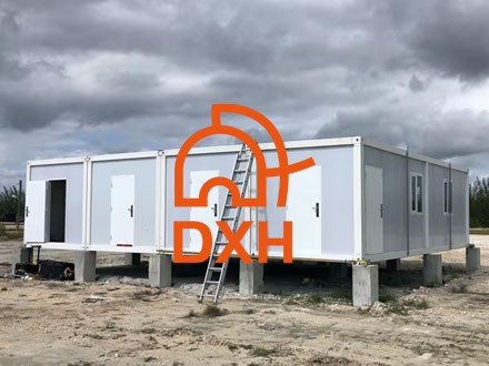 Projeto de Habitação em Contêineres nas Bahamas: Vida Inovadora e Sustentável